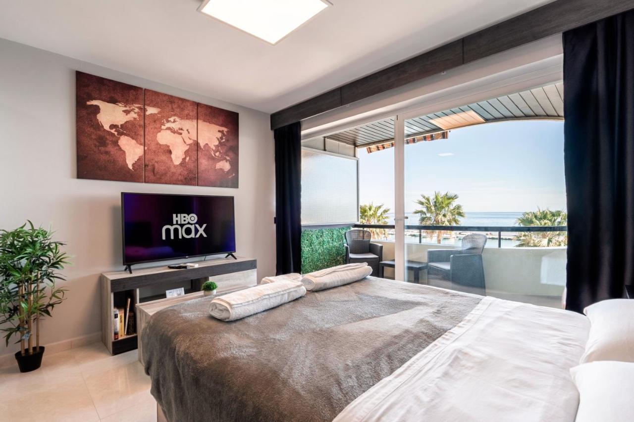 Beachfront With Stunning Sea Views Apartamento